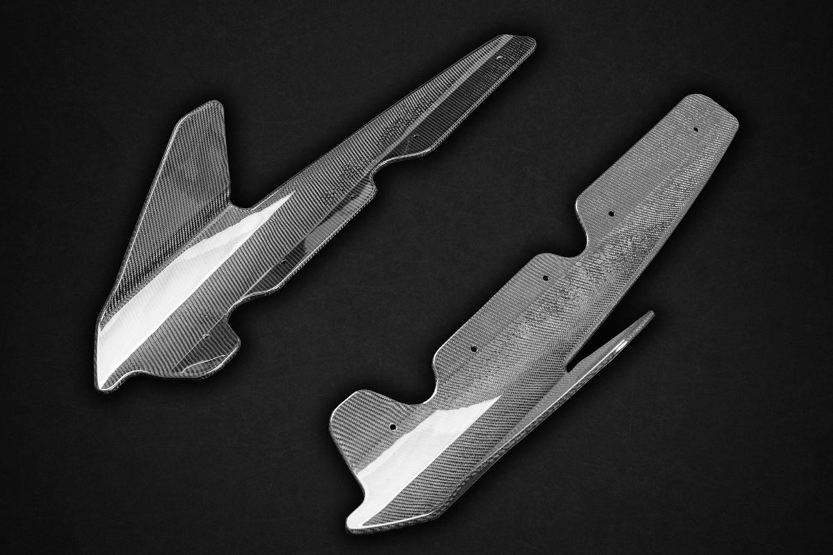 Audi R8 (Gen2) Facelift - Carbon Side Fins image 4