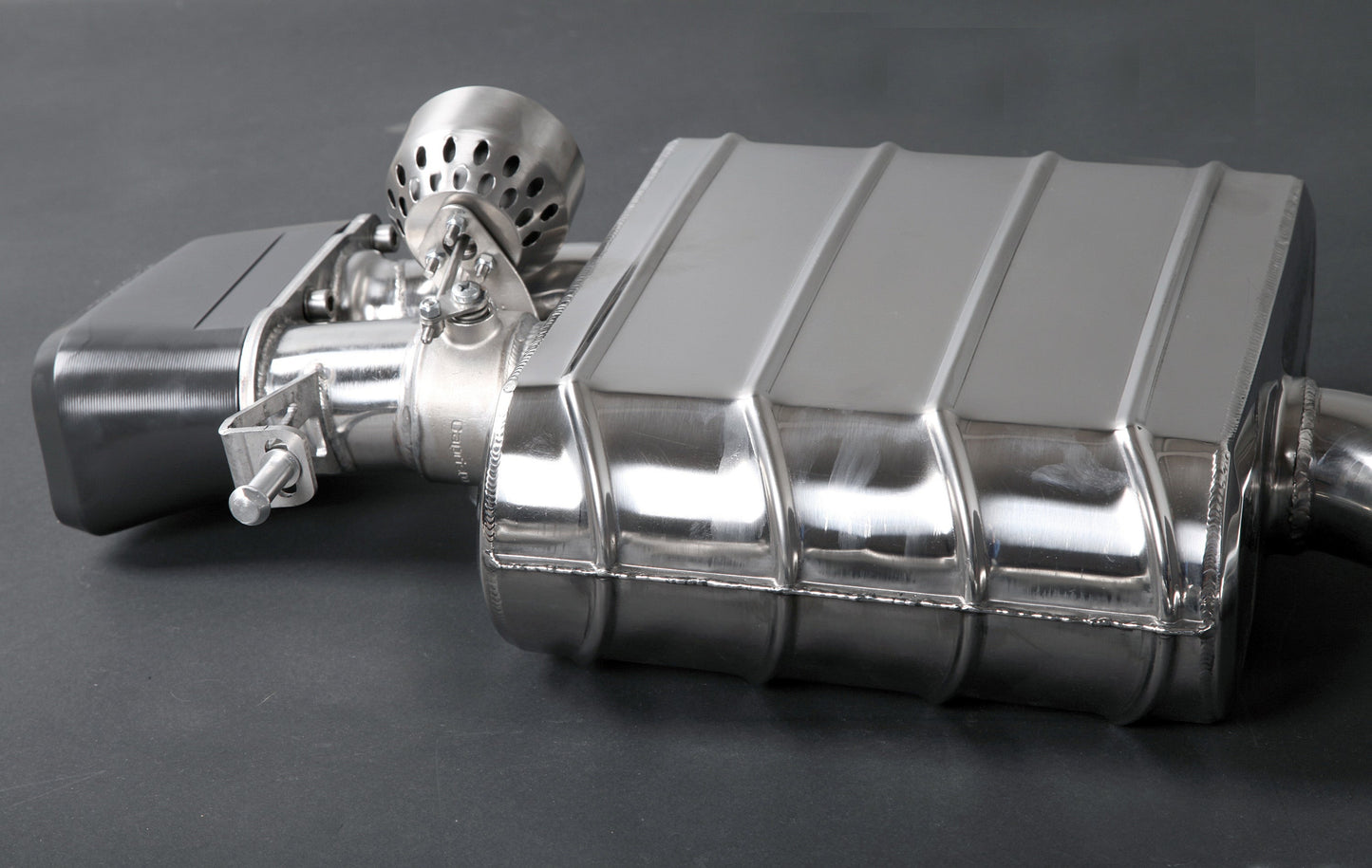 BMW 650i (F12/F13/F06) - ECE Valved Mufflers with Ceramic Tips (CES3) image 3