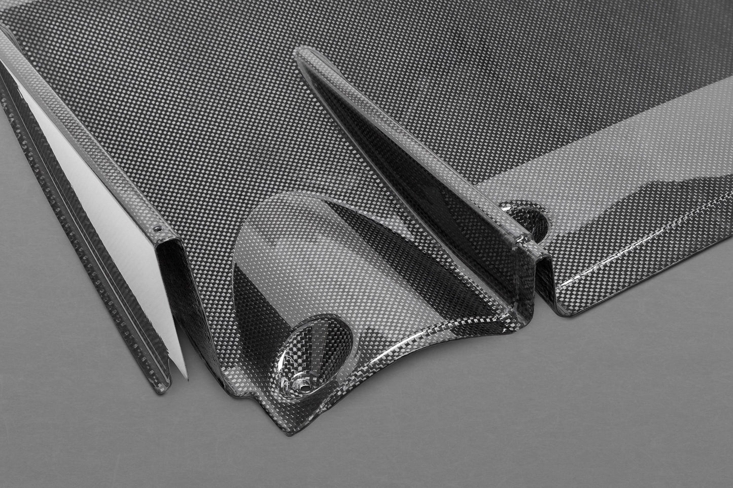 Alfa Romeo 4C - ECE Valved Exhaust + Carbon Fiber Diffuser (CES3)