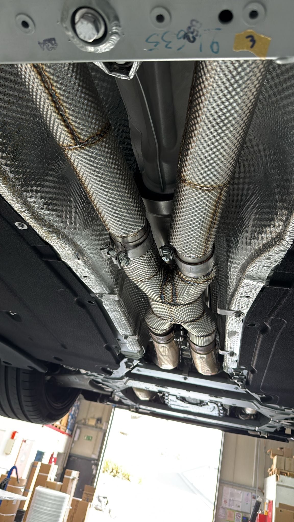 Ferrari 12Cilindri - MidPipe + Heat Protection