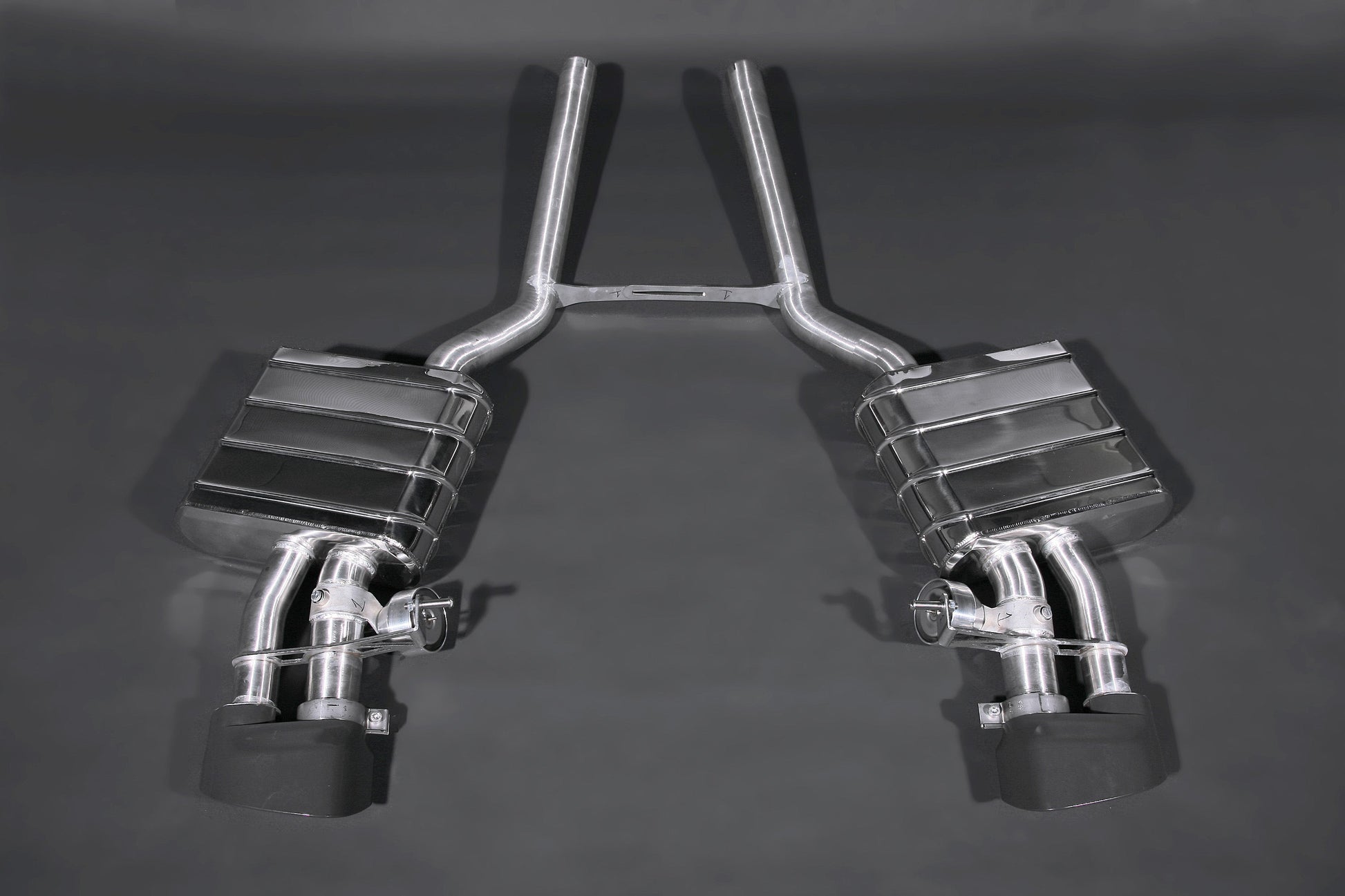 Audi RS4 (B7) - Valved Exhaust with Mid-Pipes image 3