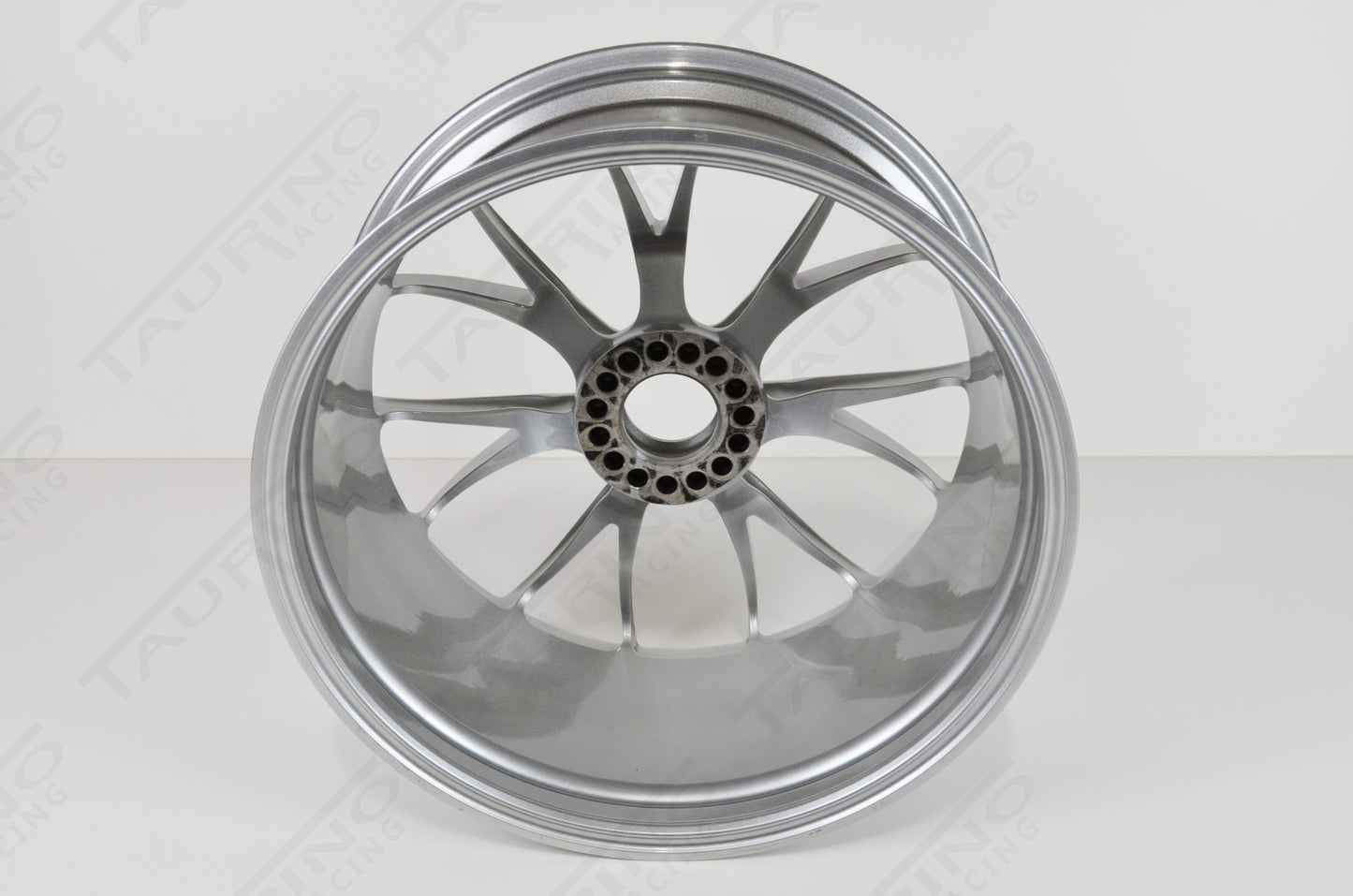 Ferrari 458 Challenge 19 Front Wheel