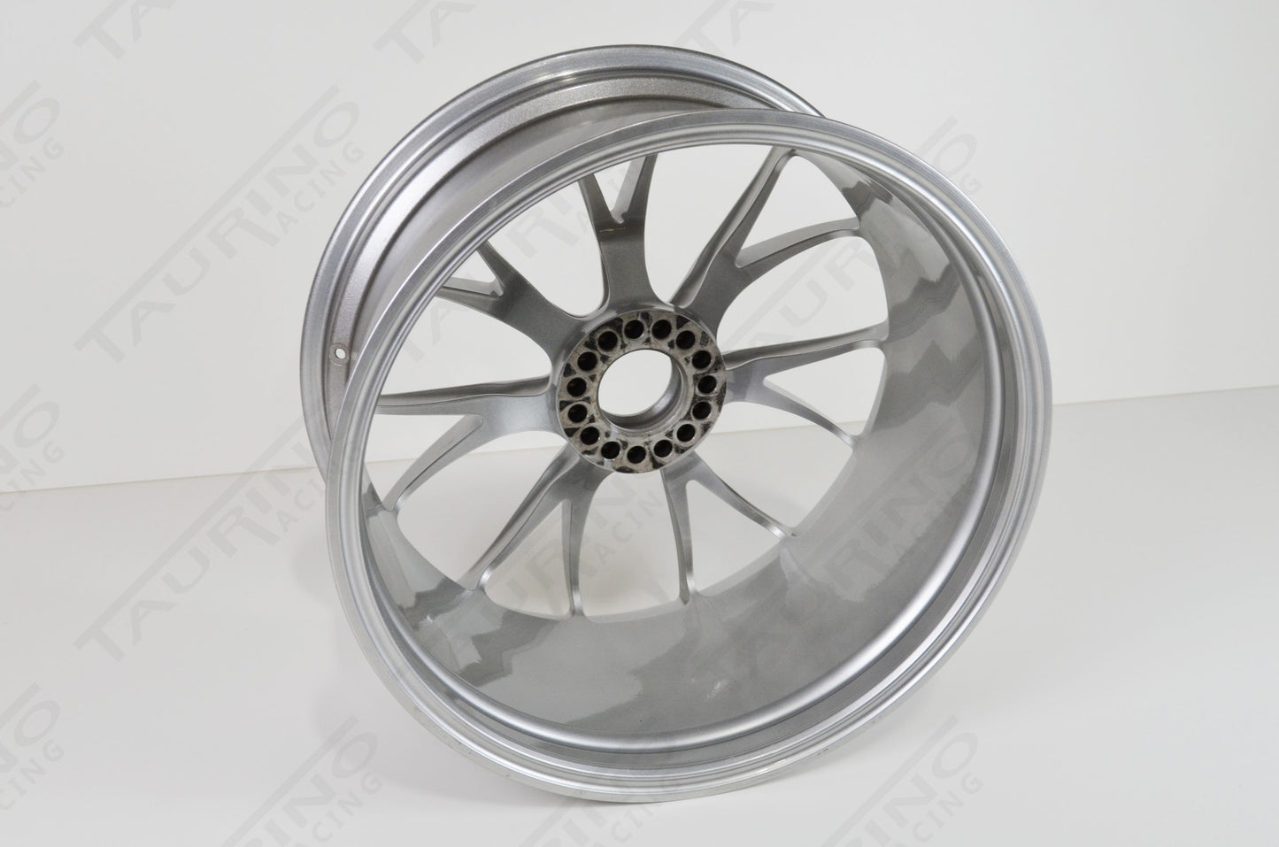 Ferrari 458 Challenge 19 Front Wheel
