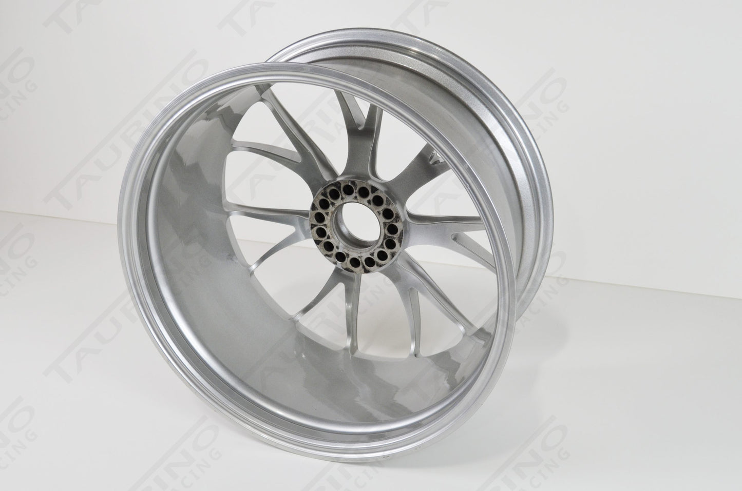 Ferrari 458 Challenge 19 Front Wheel