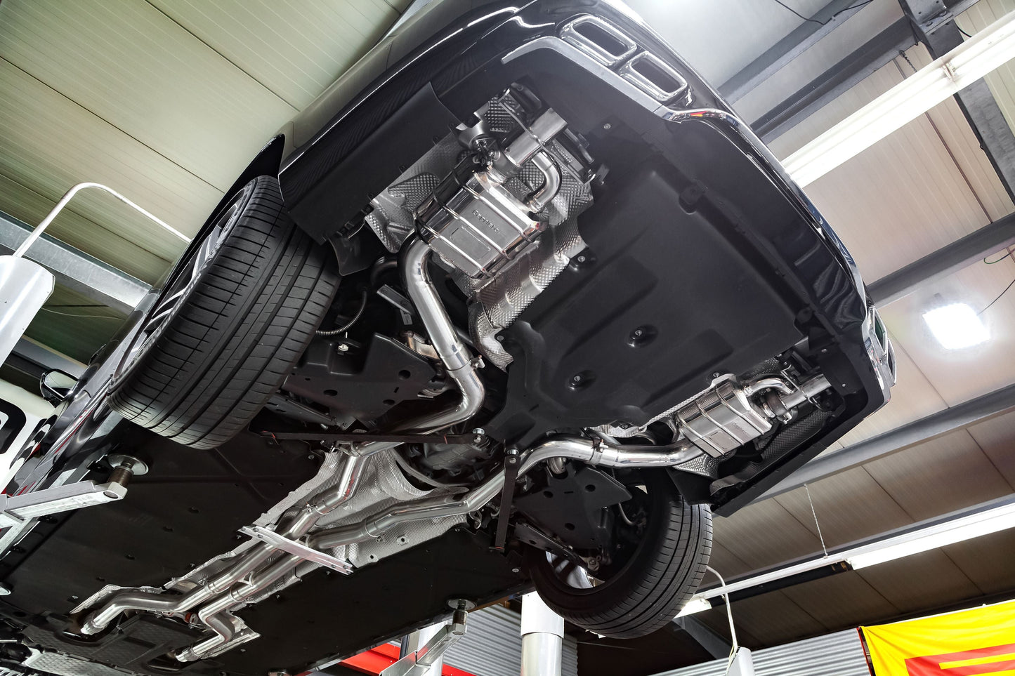 Mercedes AMG S63/560 (W222 Sedan) Facelift - Valved Exhaust + MidPipes (CES3)