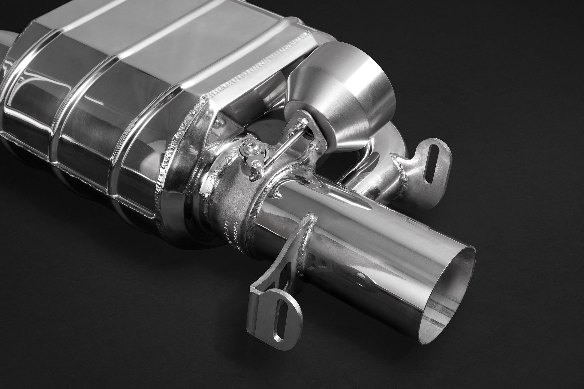 Mercedes AMG E63S (W213) 4L BiTurbo - Valved Exhaust (for OE Valves) image 7
